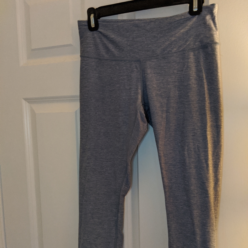 Lululemon cropped leggings